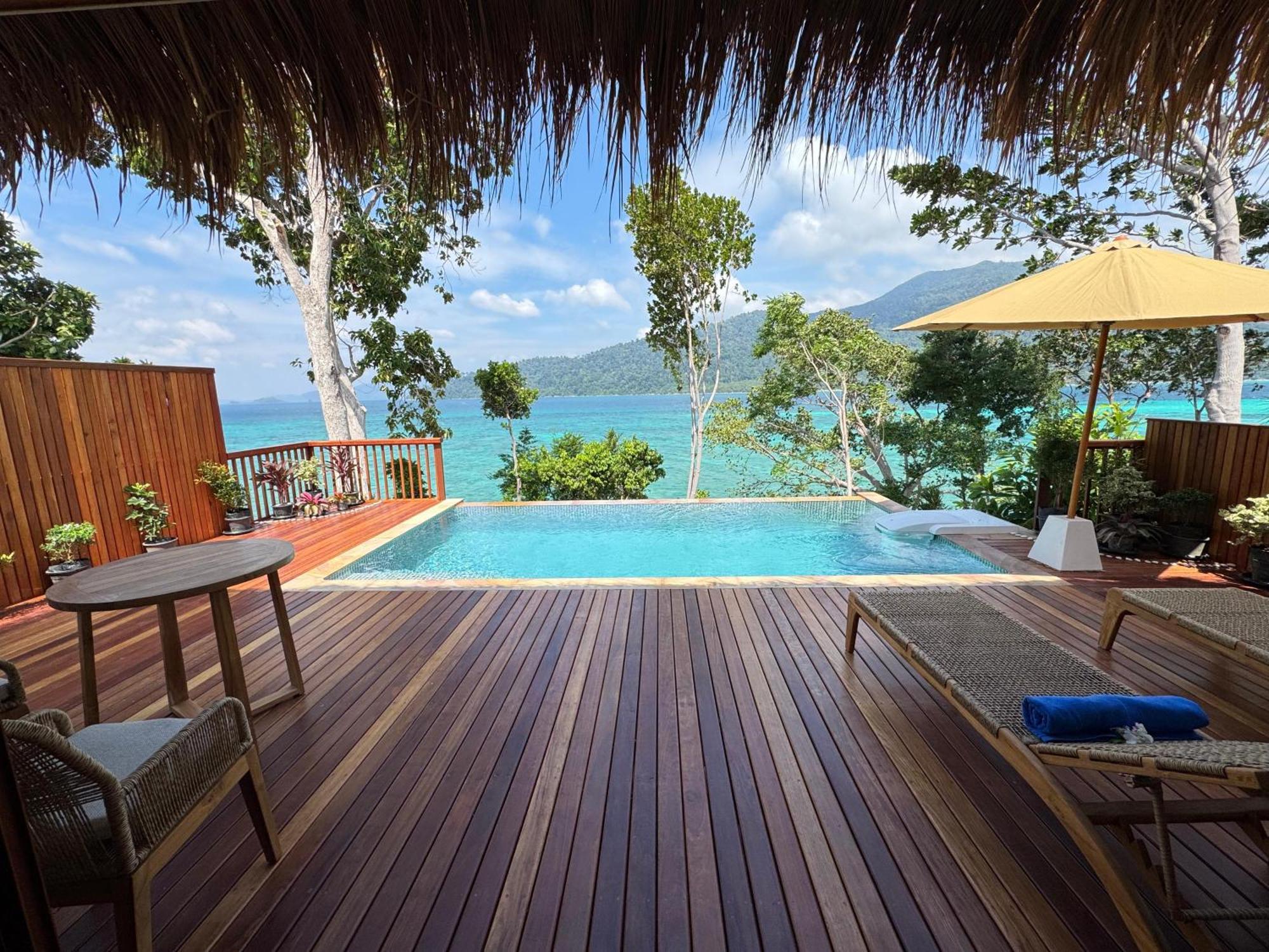 Ten Moons Sunset Villas Koh Lipe Bagian luar foto