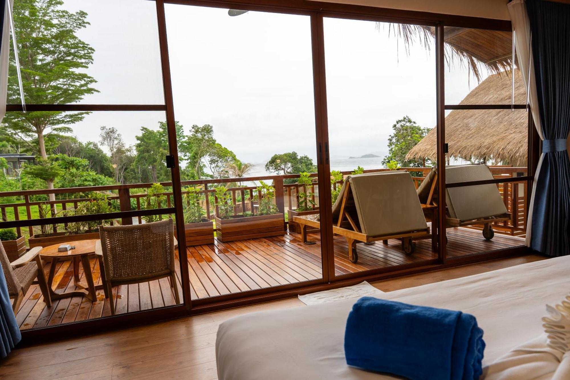 Ten Moons Sunset Villas Koh Lipe Bagian luar foto